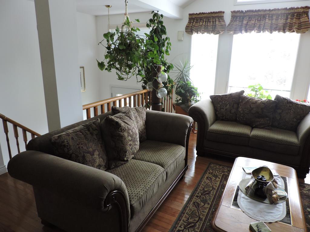 Tucked Inn The Harbour B&B Victoria Harbour Luaran gambar